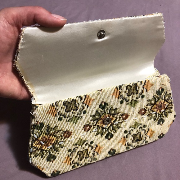 HandMade Pearl embellished Clutch Purse - Picture 5 of 8